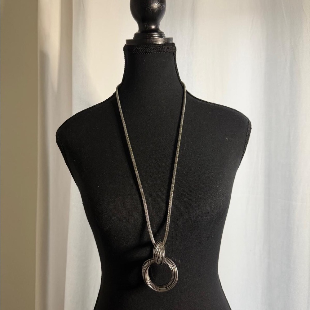 Elegant Fantasy Silvery Necklace
